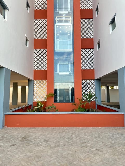 SEAVIEW APARTMENTS IN SHANZU near PRIDE INN Apartment in Mombasa