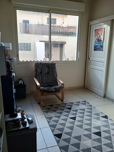 T3 53m² dans maison ville, terrasse, jardinet Apartment in Toulon