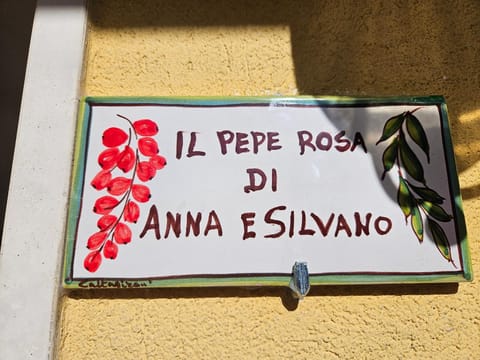 IL PEPE ROSA di Anna e Silvano House in Sarzana