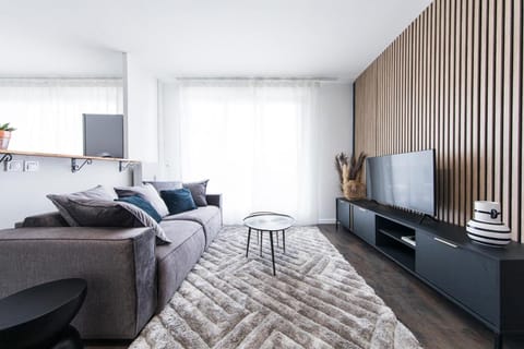 Communal lounge/ TV room, Living room