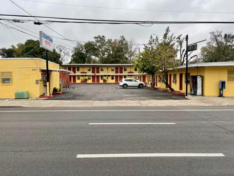 Property building, Parking