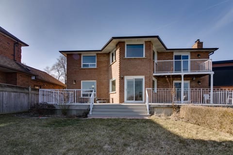 Lake View House, 30 minutes to Downtown Toronto Haus in Pickering