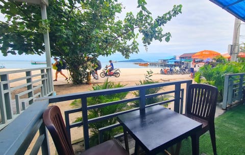 Balcony/Terrace, Beach, Sea view