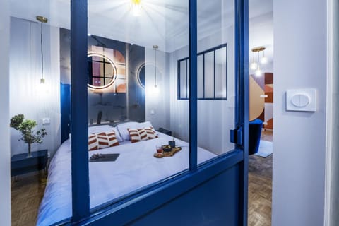 Bed, Photo of the whole room, Bedroom, Internal: Not applicable to any particular room