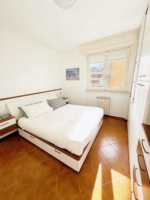 Bed, Summer, View (from property/room), Photo of the whole room, Bedroom, internet