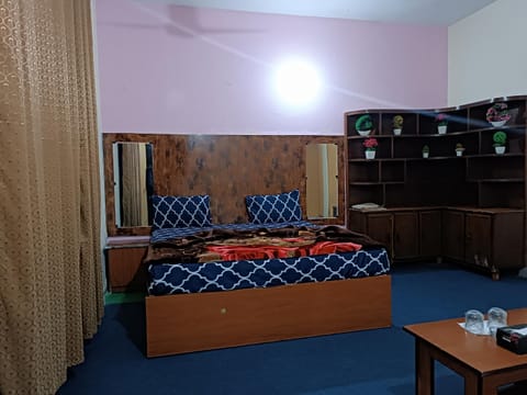 Lasani View Guest House Bed and Breakfast in Lahore