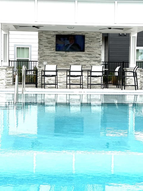 TV and multimedia, Swimming pool