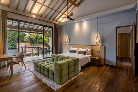 Bed, Balcony/Terrace, Seating area, Bedroom
