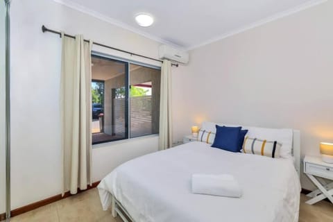 NEW! Blissful 2BR Home Away From Home Haus in Darwin