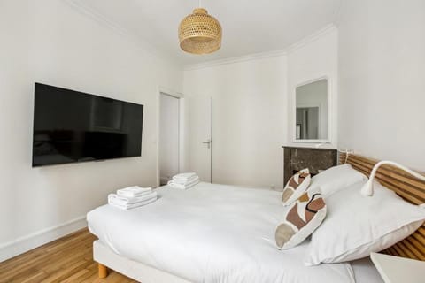 667 Suite Clement - Apartment near Paris Apartamento in Vincennes