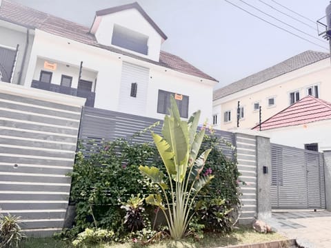 Jazeera Apartments Condominio in Abuja