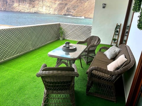 National Trust Beach Apartment Apartment in Acantilados de Los Gigantes