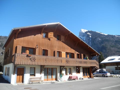 Appartement 16 Personnes SAMOENS Apartment in Samoëns