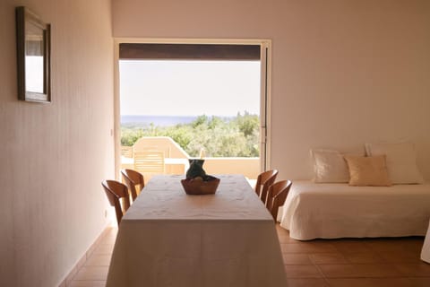 Living room, Dining area, Sea view