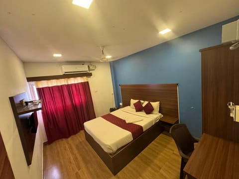 Hotel New Cresent park Hotel in Coimbatore