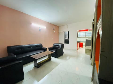 NapStayz 5.0 Apartment in Lucknow