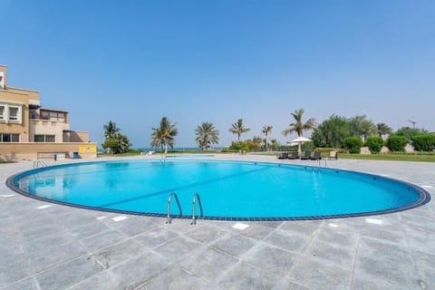 New Listing & 2BD & Private Beach Access & Czechin Appartement in Ras al Khaimah