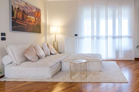 Lussuoso e accogliente appartamento con terrazza Wohnung in San Donato Milanese