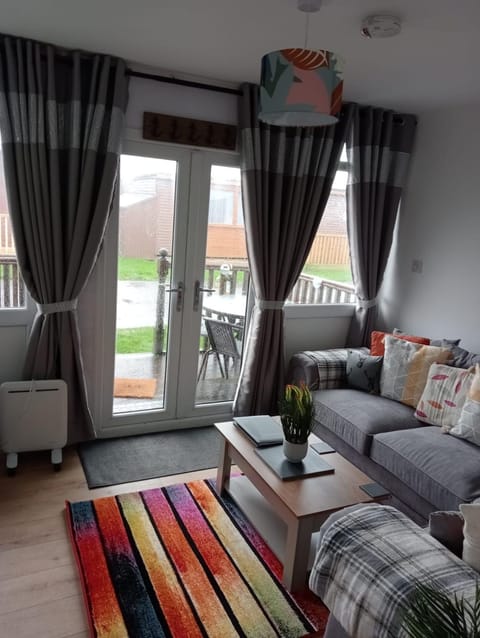J16 Mablethorpe Pet Friendly Chalet Chalet in Mablethorpe