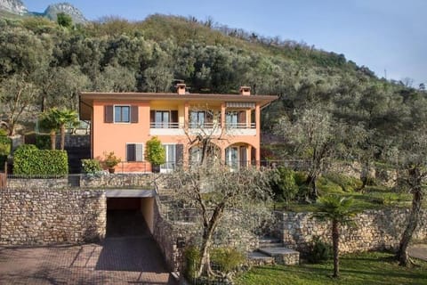 Property building, Garden, Mountain view