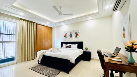 Olive Service Apartments Saket Condo in New Delhi