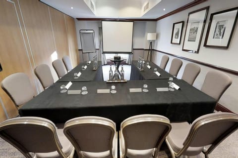 Meeting/conference room