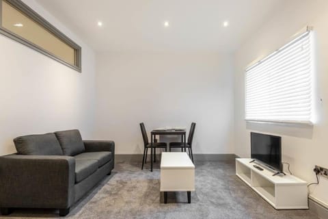 Contemporary 1 Bed Budget Apartment in Darlington Apartment in Darlington