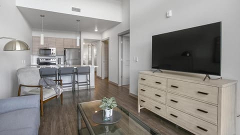 Landing Modern Apartment with Amazing Amenities (ID9335X34) Condo in Kent