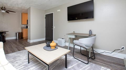Landing Modern Apartment with Amazing Amenities (ID8118X32) Condo in Temecula
