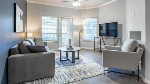 Landing Modern Apartment with Amazing Amenities (ID7779X37) Condo in Lakeway