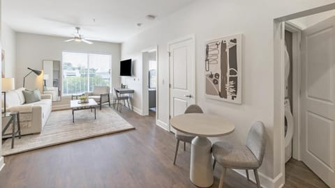 Landing Modern Apartment with Amazing Amenities (ID9133X64) Condo in The Gulch