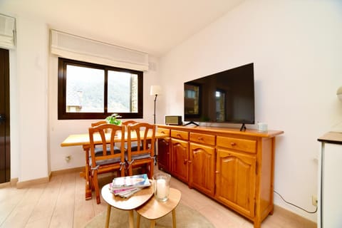 TV and multimedia, Dining area