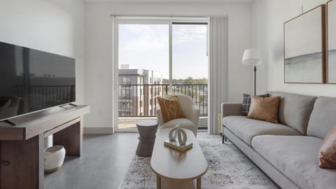 Landing - Modern Apartment with Amazing Amenities (ID1398X192) Apartment in Richmond