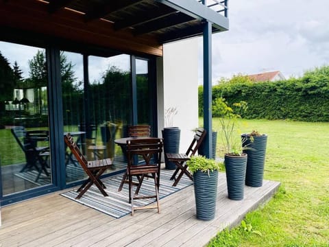 Patio, Spring, Garden, Balcony/Terrace, Dining area