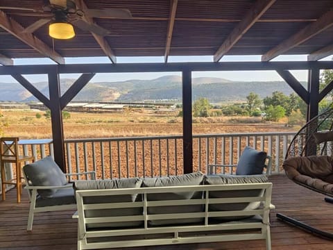 Natural landscape, View (from property/room), Balcony/Terrace, Mountain view