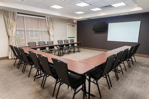 Meeting/conference room