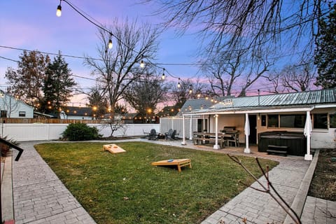 Property building, Facade/entrance, Day, Seating area