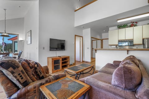 Sierra Cabin Condo – Sun Meadows 1 BedroomLoft condo Condominio in Kirkwood