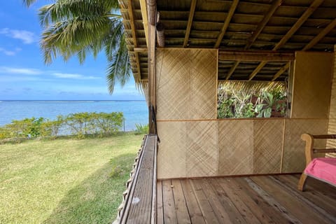 Pae Miti Beach house - white sand beach - Tahiti - 7 people House in Tahiti