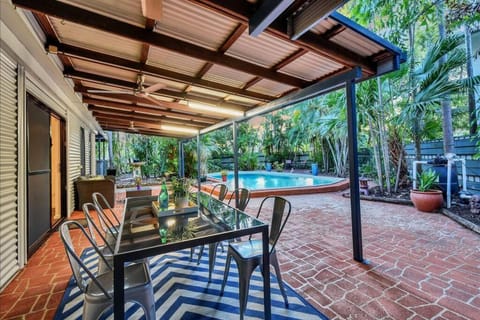 NEW! 4BR Pet-friendly Pool Paradise in Fannie Bay Maison in Parap