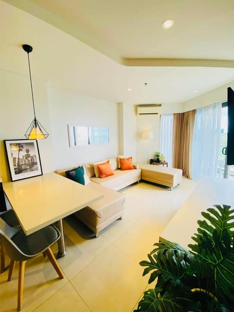 Deluxe Suite 1BR Tambuli Seaside Apartment in Lapu-Lapu City