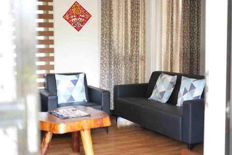 Fully furnished spacious house in Nuvali House in Calamba