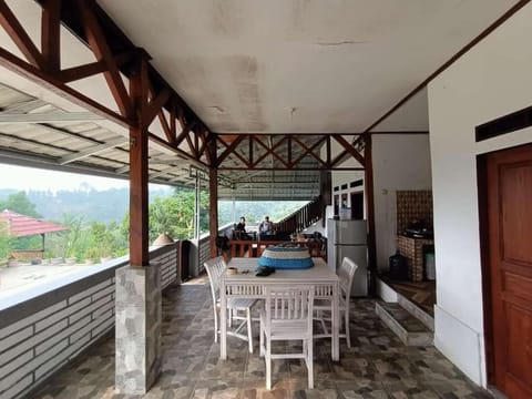 Saung Kuta Village by Surganya Villa Villa in Cisarua