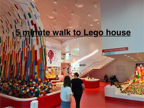 5 minute walk to LEGO house - best location-garden on site-n18 Condo in Billund