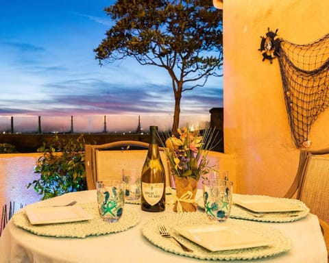 'Sunsets Over Catalina' - An Insider's Secret Hideaway with an Ocean View! Maison in Dana Point