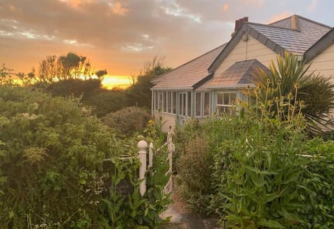 St Edwards Cottage, Tintagel House in Tintagel