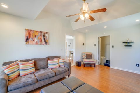 Group-Friendly Durham Home 6 Mi to Duke University House in Durham