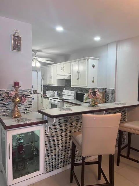 Townhouse in Diego Martin House in Port of Spain - City