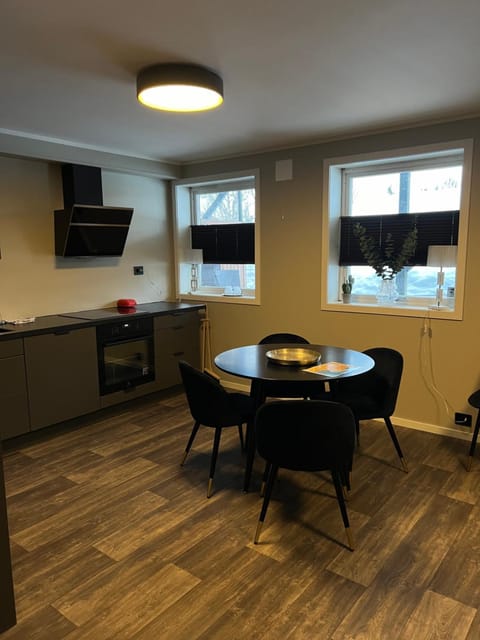 Your home away from home, apartment 1 Condo in Tromso