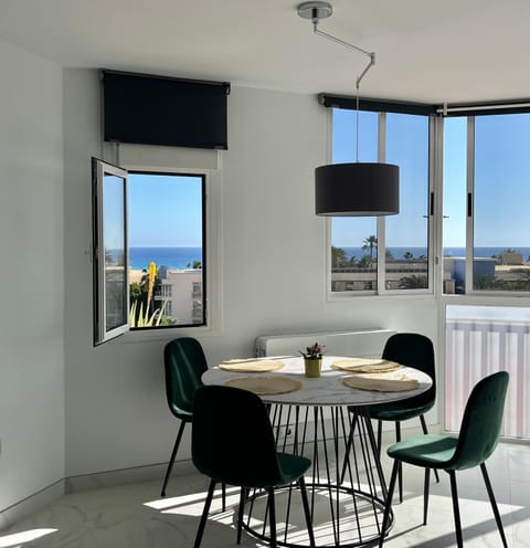 Dining area, Sea view